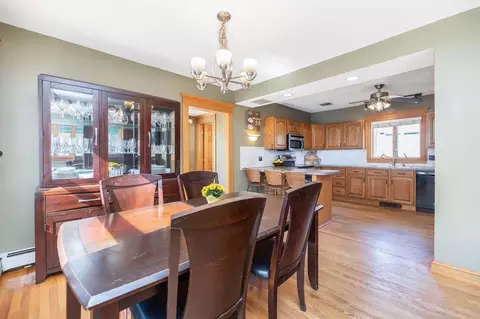 30 Nash St, Chicopee, MA 01013 photo 8