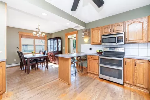 30 Nash St, Chicopee, MA 01013 photo 10