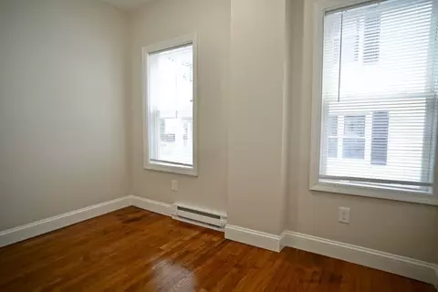 35 Waverly Ave, Everett, MA 02149 photo 17