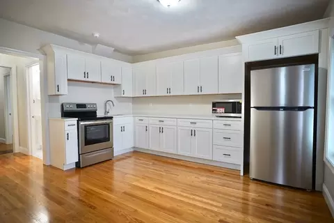 35 Waverly Ave, Everett, MA 02149 photo 10