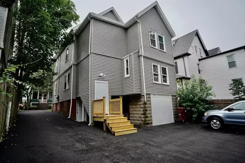 35 Waverly Ave, Everett, MA 02149 photo 7