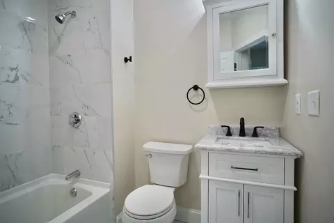 35 Waverly Ave, Everett, MA 02149 photo 24