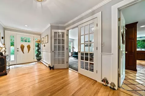 54 Smith Rd, Milton, MA 02186 photo 3