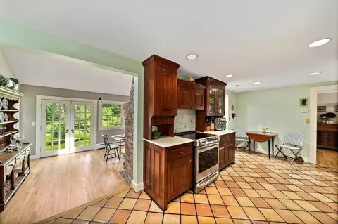 54 Smith Rd, Milton, MA 02186 photo 17