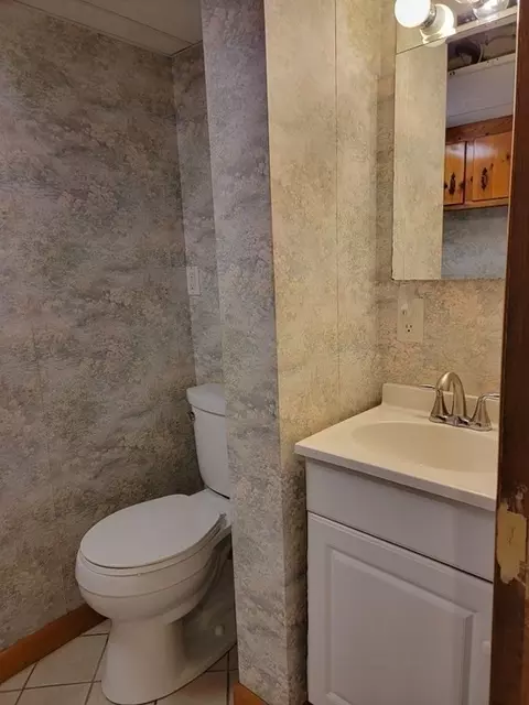 15 Sherwin St, Ware, MA 01082 photo 29