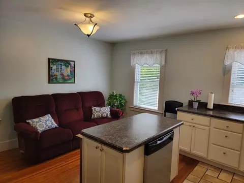15 Sherwin St, Ware, MA 01082 photo 14