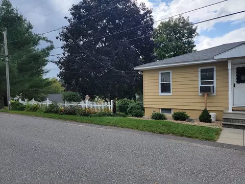 15 Sherwin St, Ware, MA 01082 photo 2