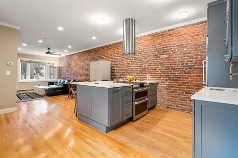 135 Sutherland Rd #A, Brighton, MA 02135 photo 3