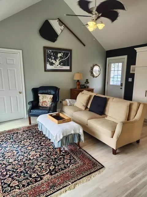 15 Onset Ave, Buzzards Bay, MA 02532 photo 11