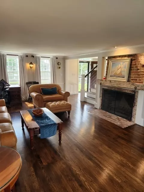 15 Onset Ave, Buzzards Bay, MA 02532 photo 13
