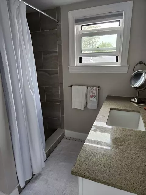 15 Onset Ave, Buzzards Bay, MA 02532 photo 18