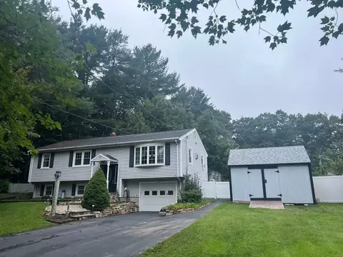 60 Pond St, Bridgewater, MA 02324