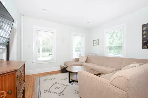 25 June St, Worcester, MA 01602 photo 17
