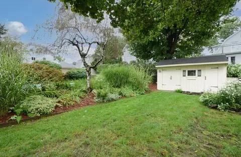25 June St, Worcester, MA 01602 photo 9