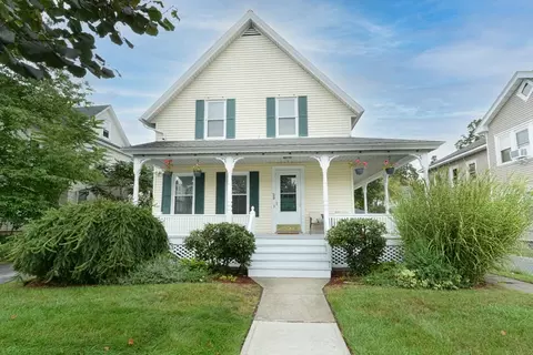 25 June St, Worcester, MA 01602