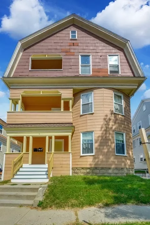 6 Euclid Ave, Worcester, MA 01610