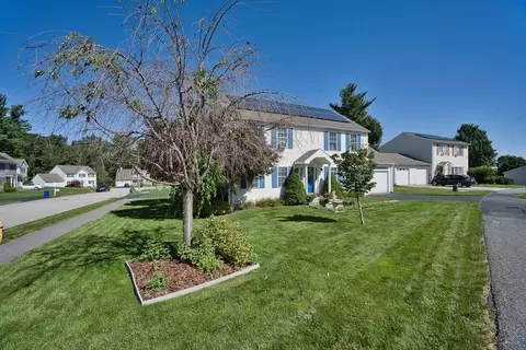 85 4th, Worcester, MA 01602 photo 2