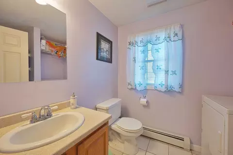 85 4th, Worcester, MA 01602 photo 12