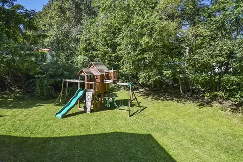14 Avalon Dr, Attleboro, MA 02703 photo 38