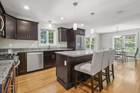 14 Avalon Dr, Attleboro, MA 02703 photo 14