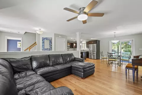 14 Avalon Dr, Attleboro, MA 02703 photo 22