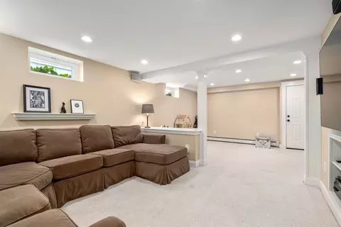66 Stevens Rd, Needham, MA 02492 photo 24
