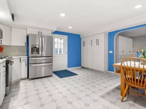 80 Beech St, Dedham, MA 02026 photo 11