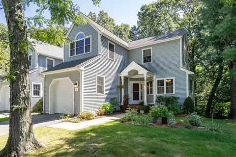 15 Arbor Ct #15, Burlington, MA 01803