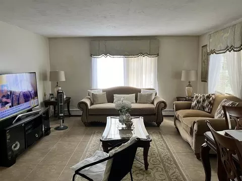 18 Windsor St, Worcester, MA 01605 photo 26