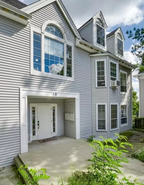 18 Windsor St, Worcester, MA 01605 photo 36