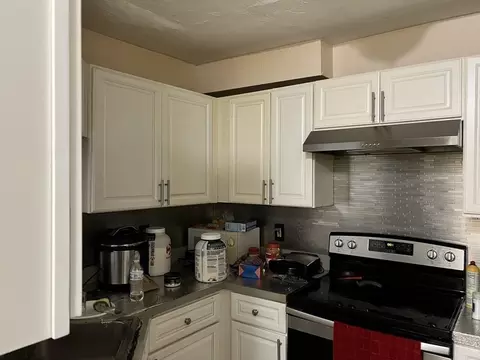 18 Windsor St, Worcester, MA 01605 photo 16