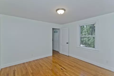 11 Anthony St, Springfield, MA 01104 photo 13