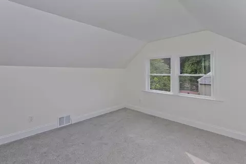11 Anthony St, Springfield, MA 01104 photo 19