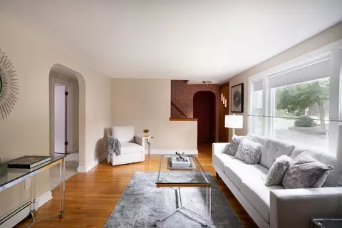 7 Berkeley St, Arlington, MA 02474 photo 4