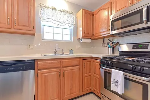 6 Venice St #C6, Danvers, MA 01923 photo 9