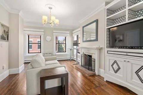 2 Harvard Pl #3, Boston, MA 02129