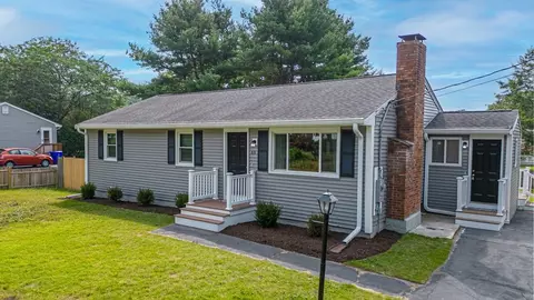 48 Crane Ave N, Taunton, MA 02780