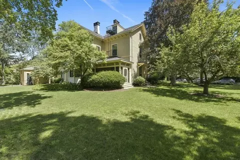 4 Berkeley St, Cambridge, MA 02138 photo 27