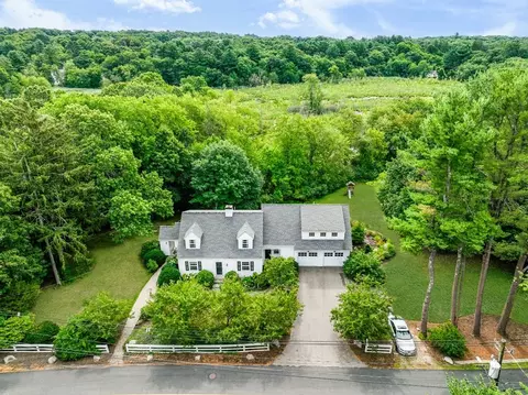 208 Dover Rd, Westwood, MA 02090