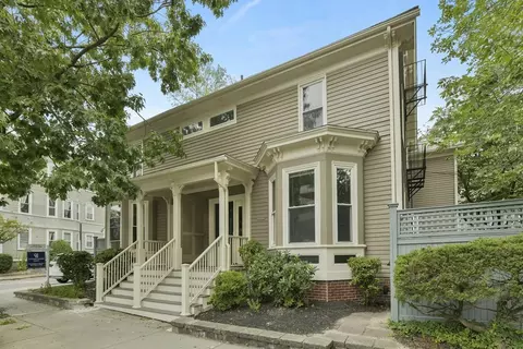 269 Mount Auburn St #269, Cambridge, MA 02138