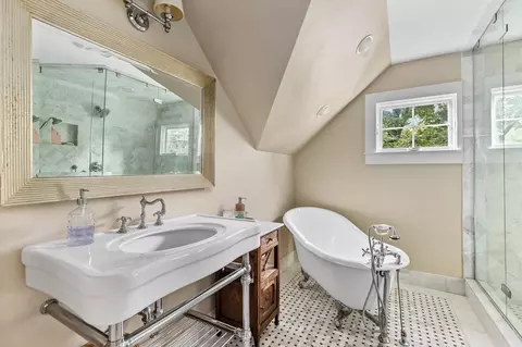 982 Main St, Hingham, MA 02043 photo 29