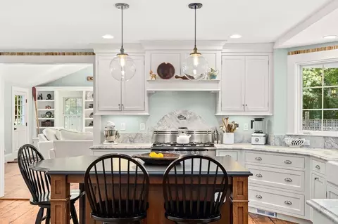 982 Main St, Hingham, MA 02043 photo 5