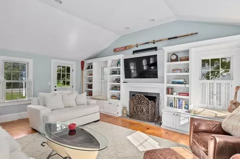 982 Main St, Hingham, MA 02043 photo 10