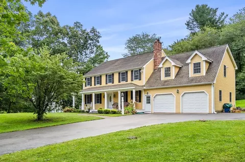 299 Dale St, North Andover, MA 01845