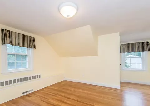 518 Great Plain Ave, Needham, MA 02492 photo 16