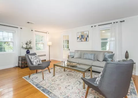 518 Great Plain Ave, Needham, MA 02492 photo 2