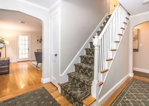 518 Great Plain Ave, Needham, MA 02492 photo 13