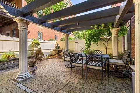 10 Forrester St #2, Salem, MA 01970