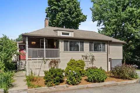 6 Sachem Park, Quincy, MA 02170