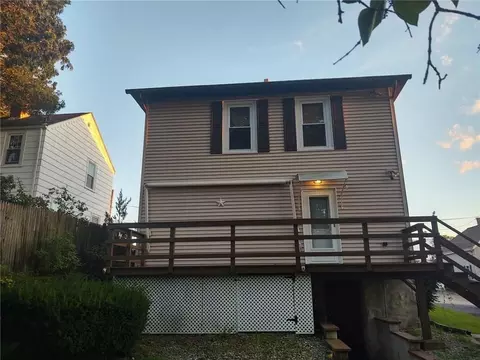 54 Unity St, Woonsocket, RI 02895 photo 4